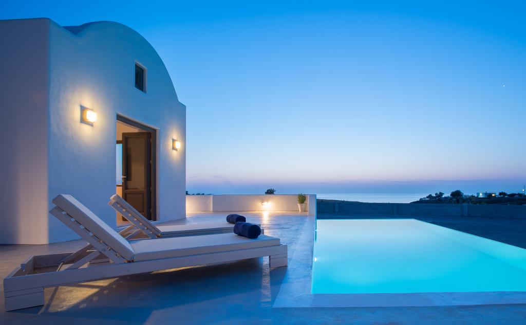 אימרוביגלי Azar Luxury Villas & Suites מראה חיצוני תמונה