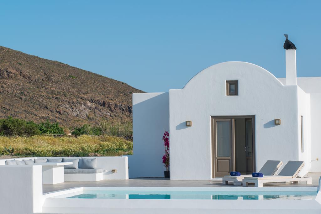 אימרוביגלי Azar Luxury Villas & Suites מראה חיצוני תמונה