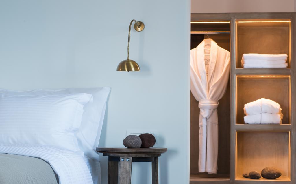 אימרוביגלי Azar Luxury Villas & Suites מראה חיצוני תמונה