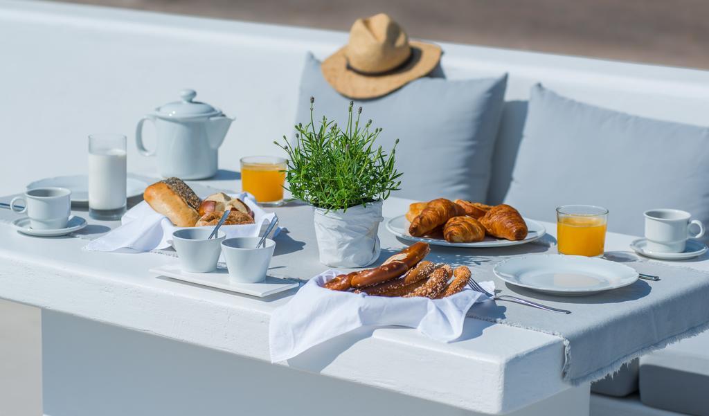אימרוביגלי Azar Luxury Villas & Suites מראה חיצוני תמונה